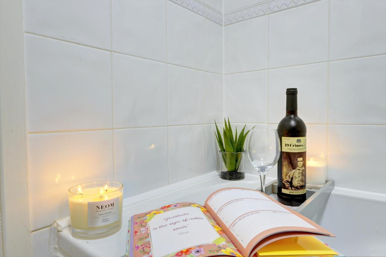 Modern 2 Bed House Sleeps 6 Southam Town Centre - Inspire Homes Ltd Экстерьер фото
